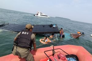 Kapten dan 6 ABK Selamat dari Insiden Kapal Karam di Kepulauan Seribu
