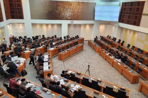 Dugaan Rapat Tertutup DPR & Pemerintah di Hotel Mewah: Benarkah Bahas Revisi UU TNI?