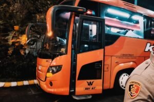 Permintaan Maaf Arema FC: Insiden Pelemparan Bus Persik di Kanjuruhan Jadi Evaluasi Serius