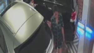 Di Balik Pixel: Mengurai Fenomena Rekaman CCTV Viral dan Daya Tariknya yang Misterius