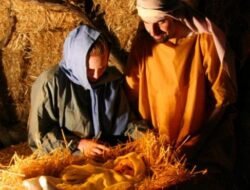 Natal di Tengah Perubahan: Tradisi dan Teknologi Bersatu dalam Semangat Baru